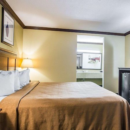 Quality Inn San Diego I-5 Naval Base Eksteriør billede