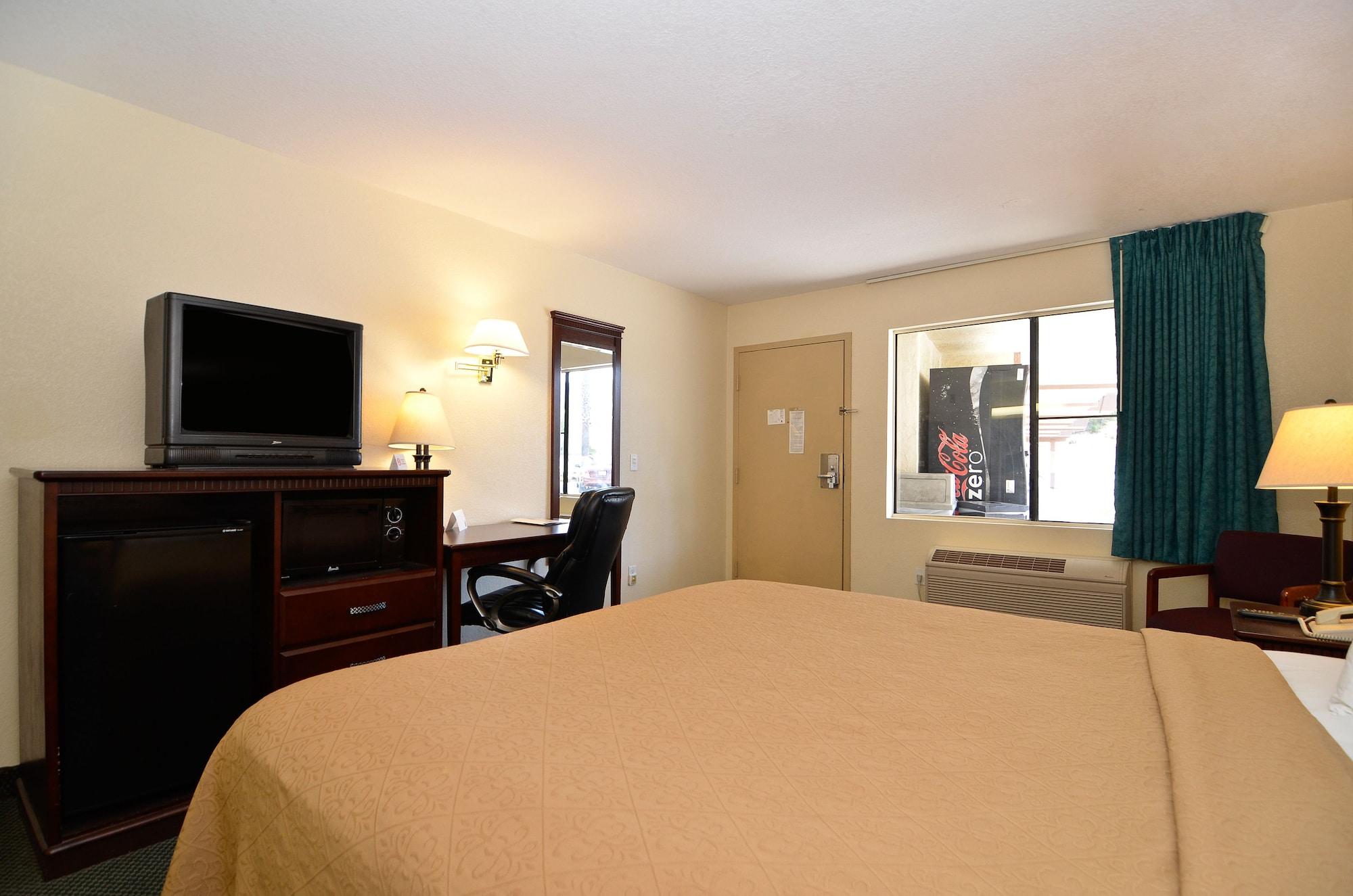 Quality Inn San Diego I-5 Naval Base Eksteriør billede