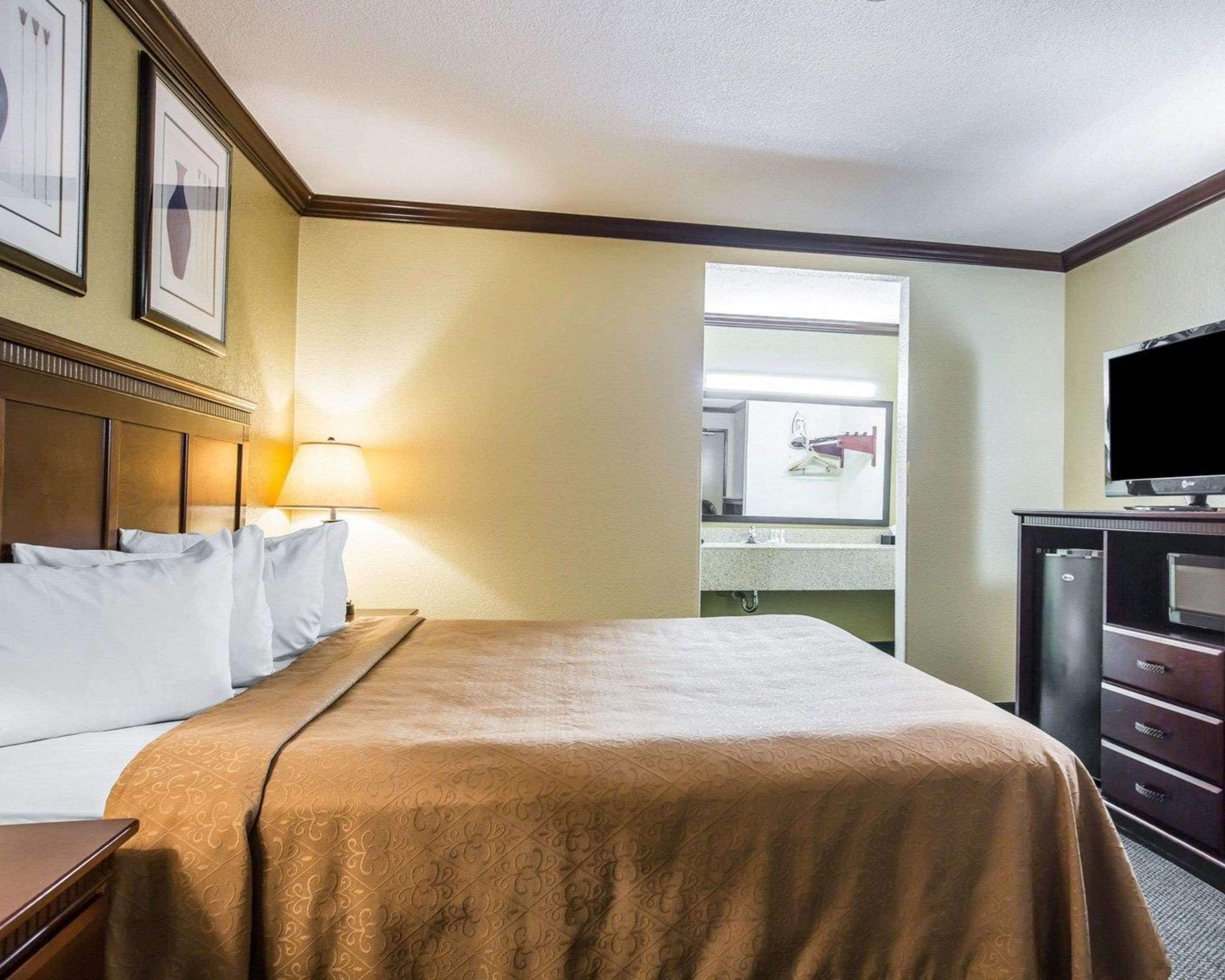Quality Inn San Diego I-5 Naval Base Eksteriør billede