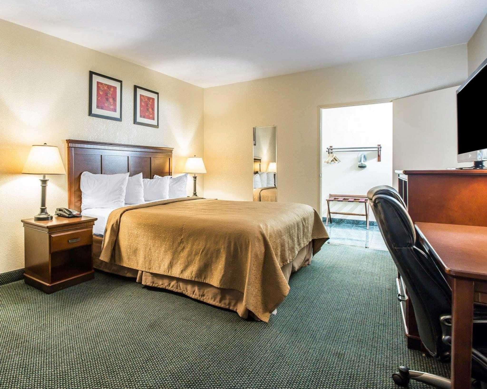 Quality Inn San Diego I-5 Naval Base Eksteriør billede