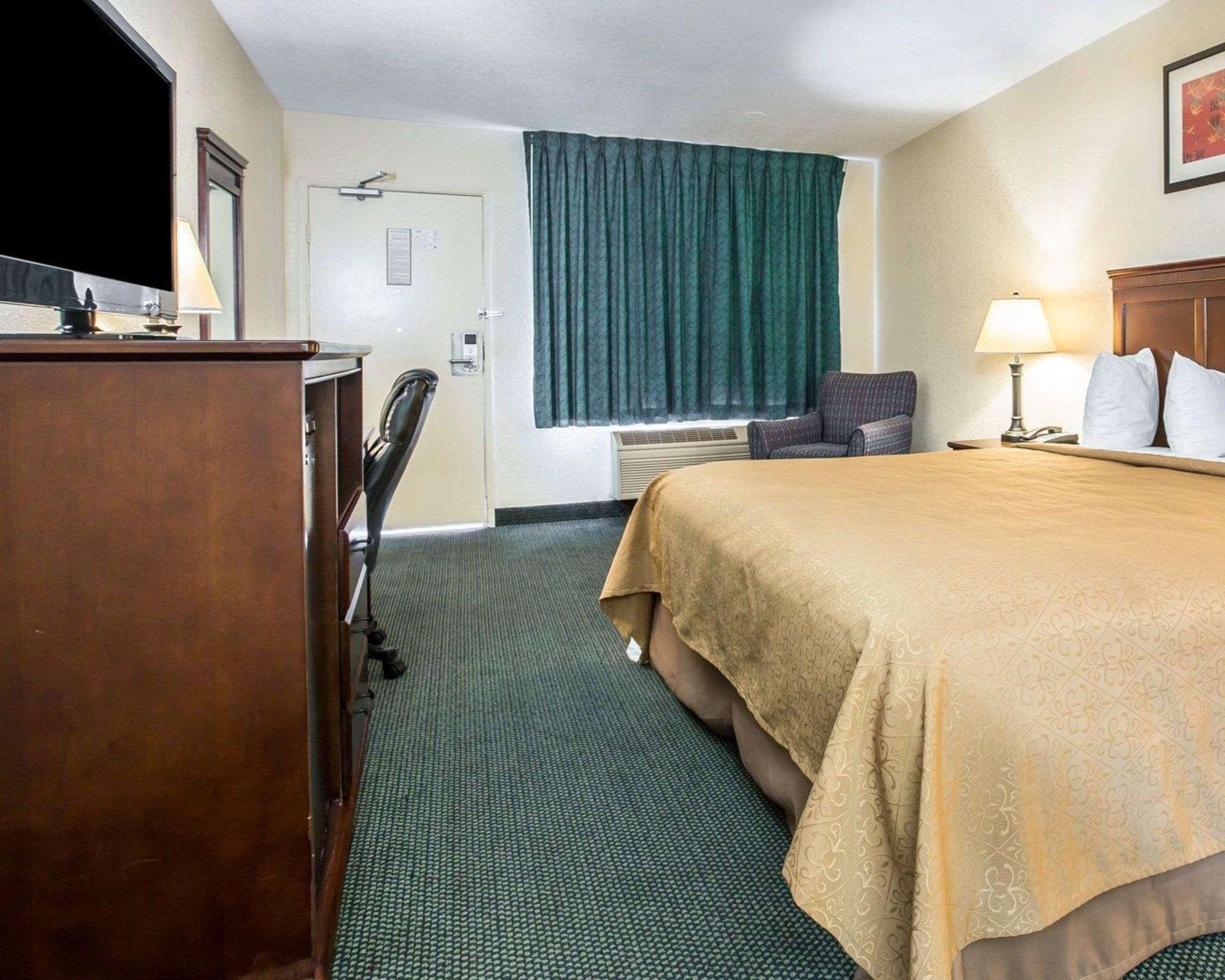 Quality Inn San Diego I-5 Naval Base Eksteriør billede