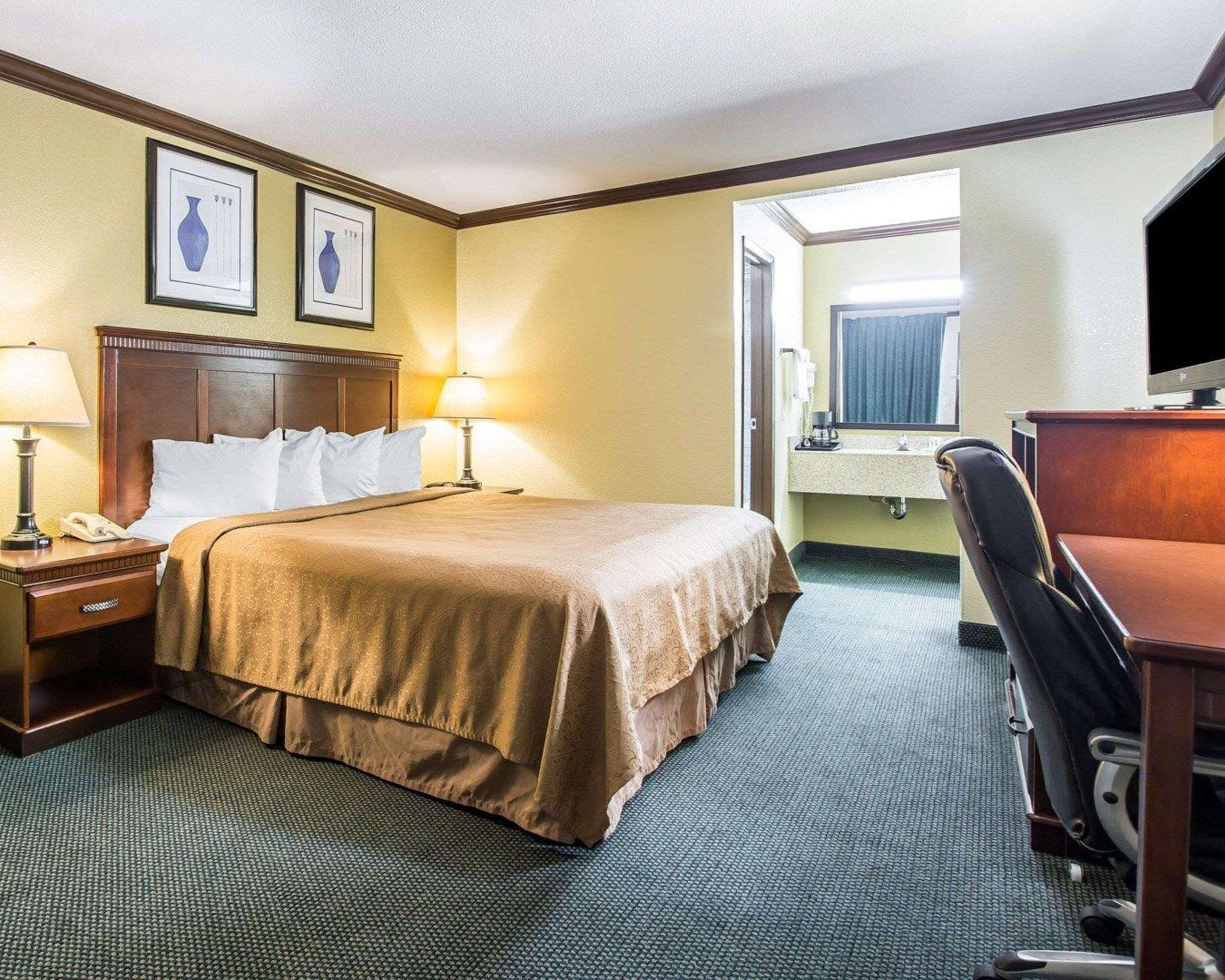 Quality Inn San Diego I-5 Naval Base Eksteriør billede