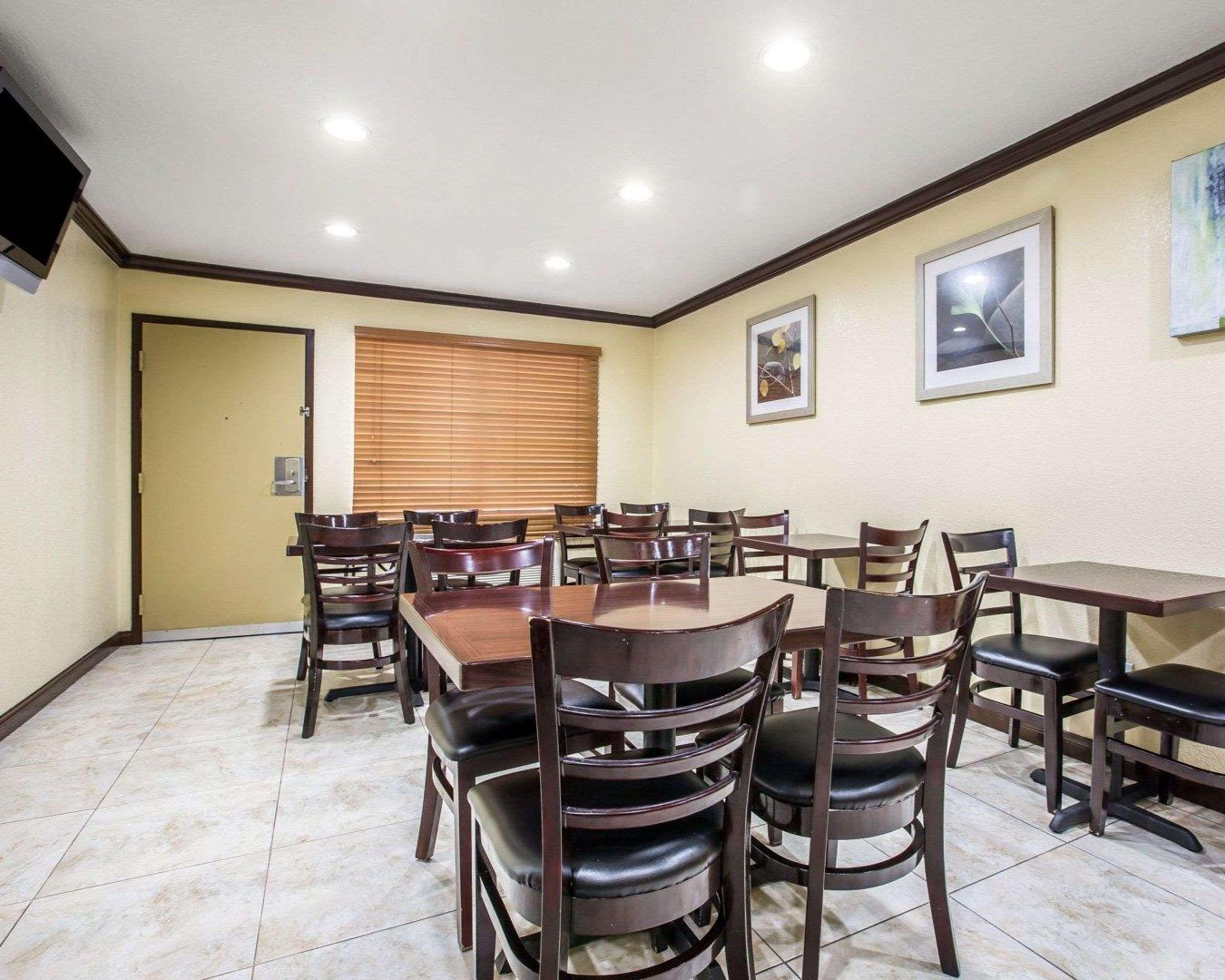 Quality Inn San Diego I-5 Naval Base Eksteriør billede