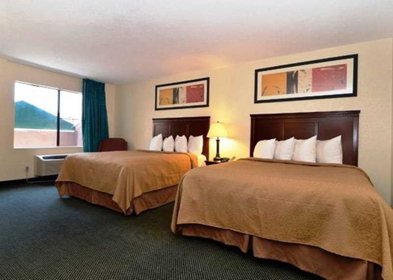 Quality Inn San Diego I-5 Naval Base Eksteriør billede